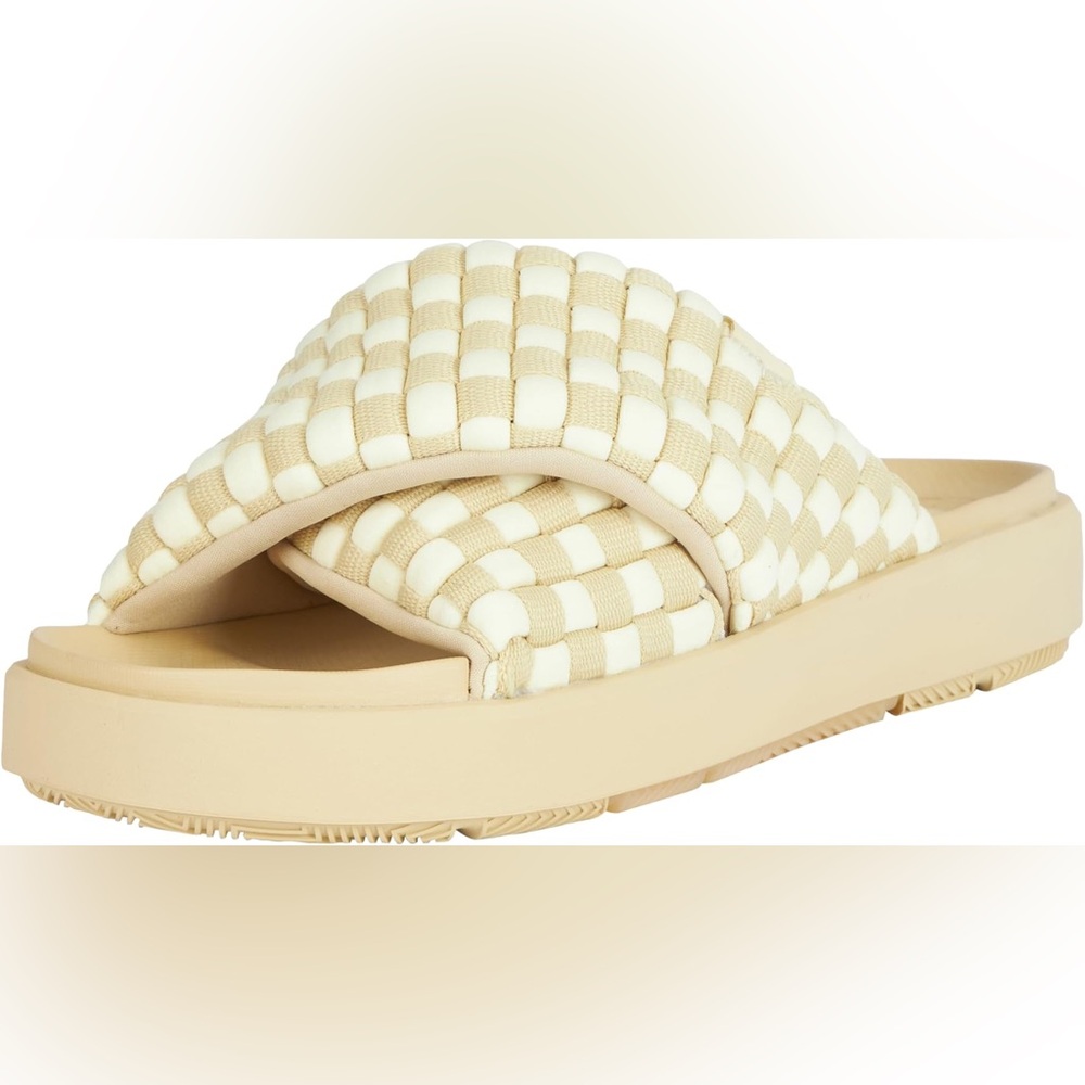 NWT Jordan Sofia Slides in Gold Alabaster Size 12